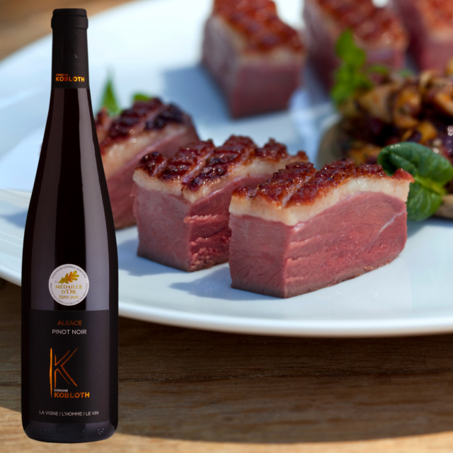 PINOT NOIR